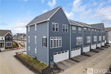 Main picture of 314 Harlequin St