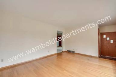 Main picture of 2823 Orchard St