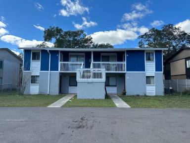 Main picture of 2522 S Oak Ave