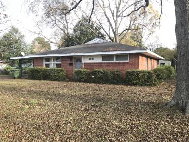 Main picture of 1823 Speigle St