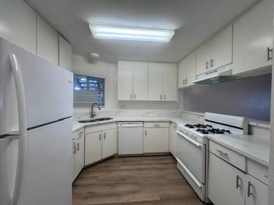 Main picture of 1061 Dawson Ave