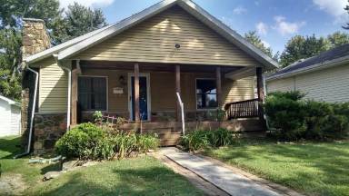 Main picture of 1313 S Grant St