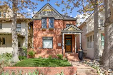 Main picture of 1136 N Washington St