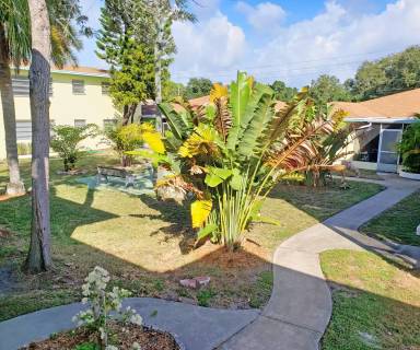 Main picture of 5614 Gulfport Blvd S