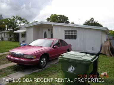 Main picture of 1728 NW 18th St