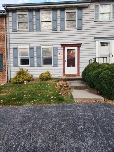Main picture of 14 Cranfield Ct