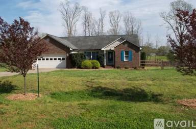Main picture of 3600 Jordans Chase Ct