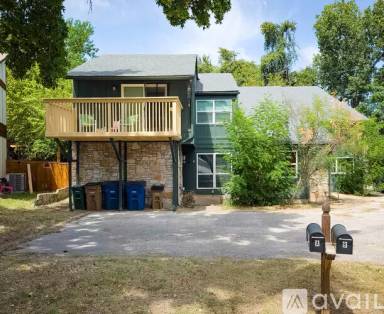 Main picture of 2702 Mulford Cv