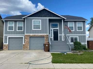 Main picture of 1618 W Carolina Way