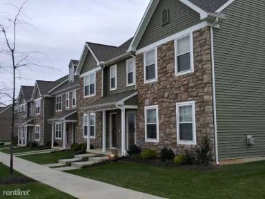 Main picture of 714 Farmwood Ln