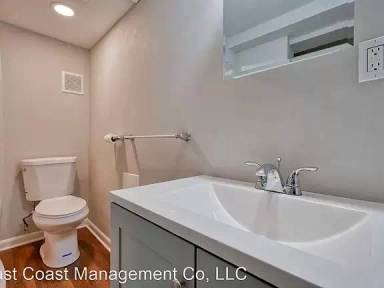 Main picture of 917 N Calvert St