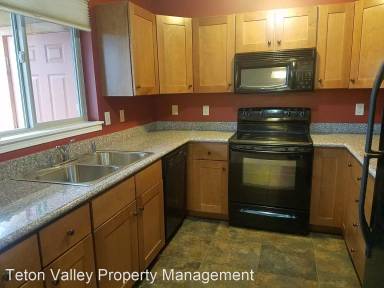 Main picture of 7552 Mountain Laurel Dr