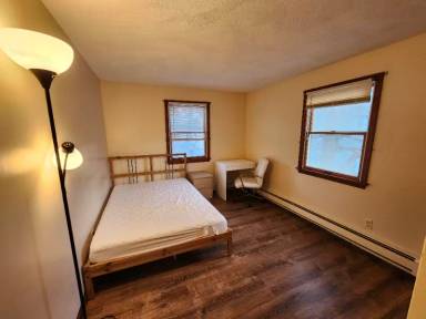 Main picture of 66 Brook St