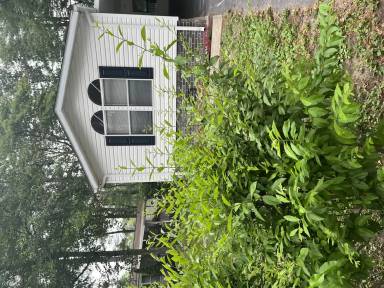 Main picture of 28 Forrest Dr