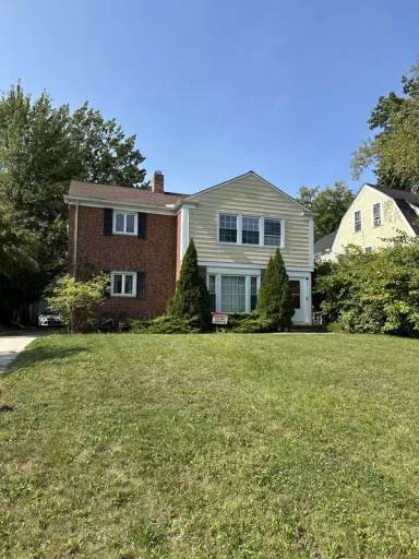 Main picture of 2840 Ludlow Rd