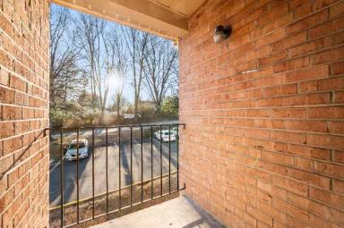 Main picture of 3020 Valley Dr