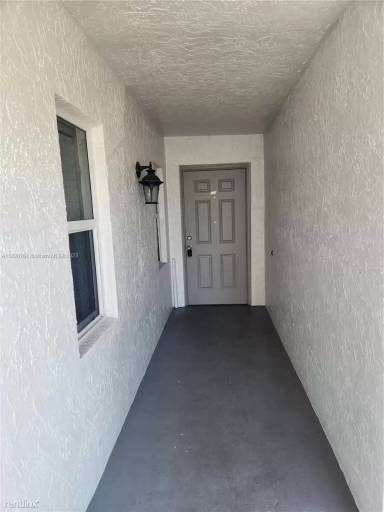 Main picture of 711 NE 2nd Ave