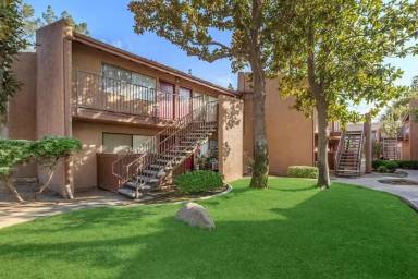 Main picture of Pacific Terrace Apartments