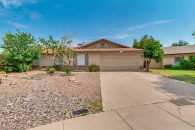 Main picture of 3100 S Kachina Dr