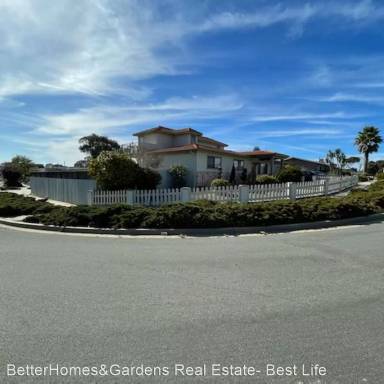 Main picture of 3234 Vista del Camino