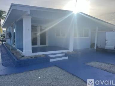 Main picture of 601 28th Street Ocean