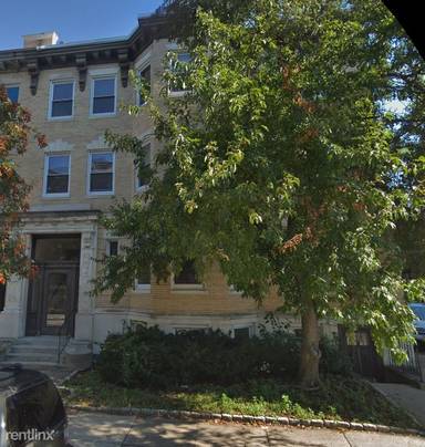 Main picture of 11 Englewood Ave