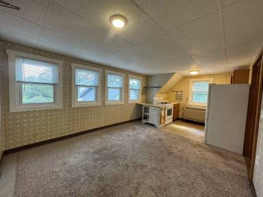 Main picture of 265 Bank Street Ext