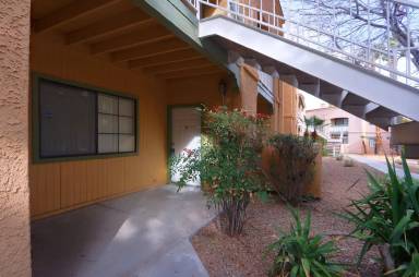 Main picture of 5134 S Jones Blvd