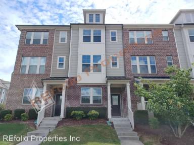 Main picture of 1383 Town Home Dr