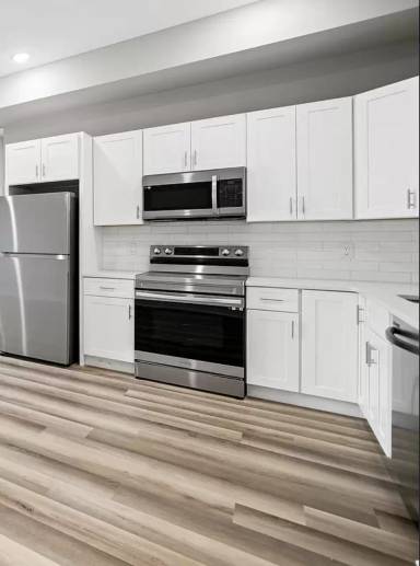 Main picture of 5663 Boyer St