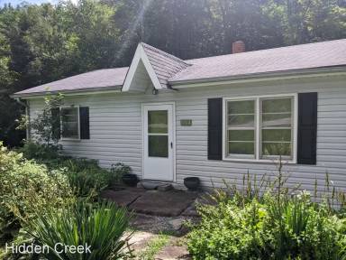 Main picture of 1964 Aho Rd