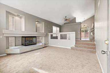 Main picture of 7737 Tattersall Flag St