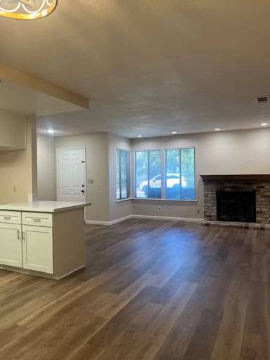 Main picture of 6130 Thornwood Dr