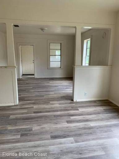 Main picture of 417 Maple St