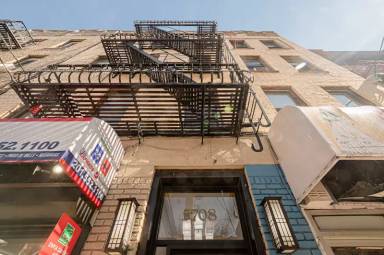 Main picture of 5708 Hudson Ave