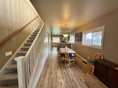 Main picture of 813 N 15th Ave