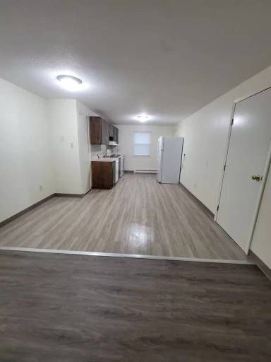 Main picture of 115 Main St