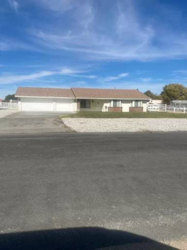 Main picture of 12465 Reata Rd