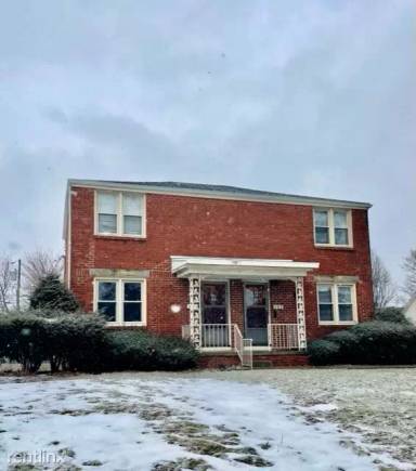 Main picture of 192 Saxton Rd