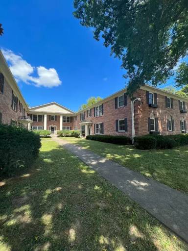 Main picture of 3807 Leland Rd