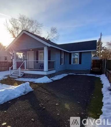 Main picture of 5127 N Monroe St