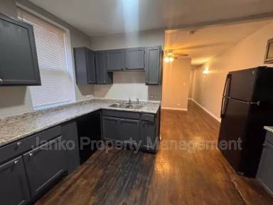 Main picture of 5903 W Huron St