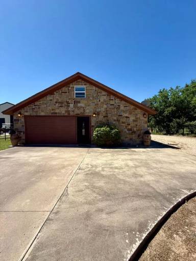 Main picture of 8033 Lax Dr