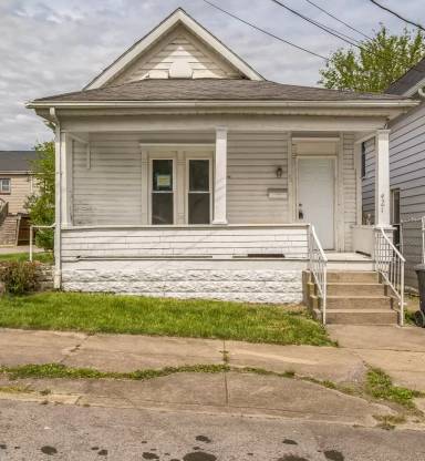 Main picture of 421 Walnut Ave