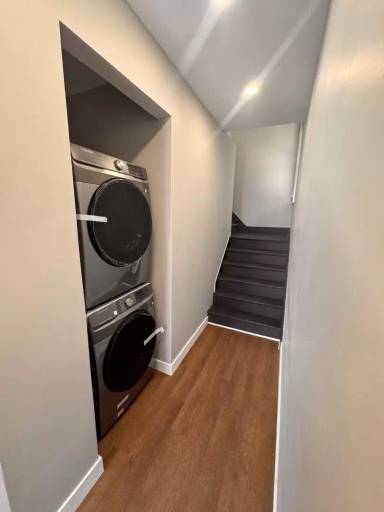 Main picture of 442 Hudson Ave