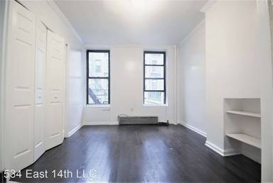 Main picture of 534 E 14th St