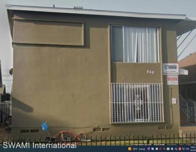 Main picture of 861 W 51st St