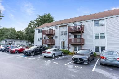 Main picture of 205 Circle Rd