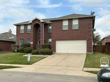 Main picture of 2829 Shoreline Way