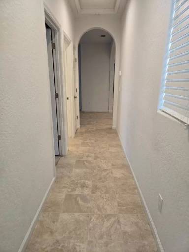 Main picture of 651 Daphne Ln